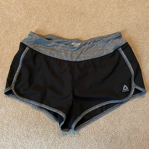 Reeboks gym shorts - Picture 1 of 4